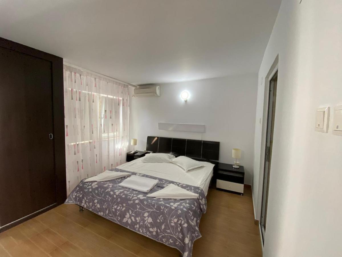 Готель Suzana Garden Венус Екстер'єр фото